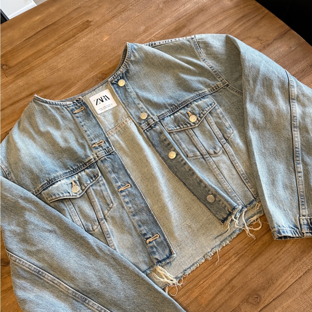 Zara Distressed Light Blue Cropped Jacket